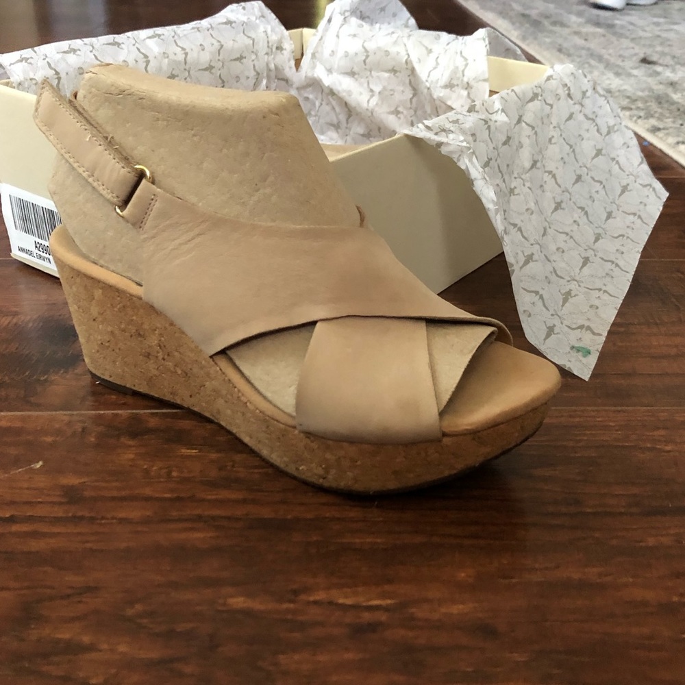 Clark’s Tan Wedges